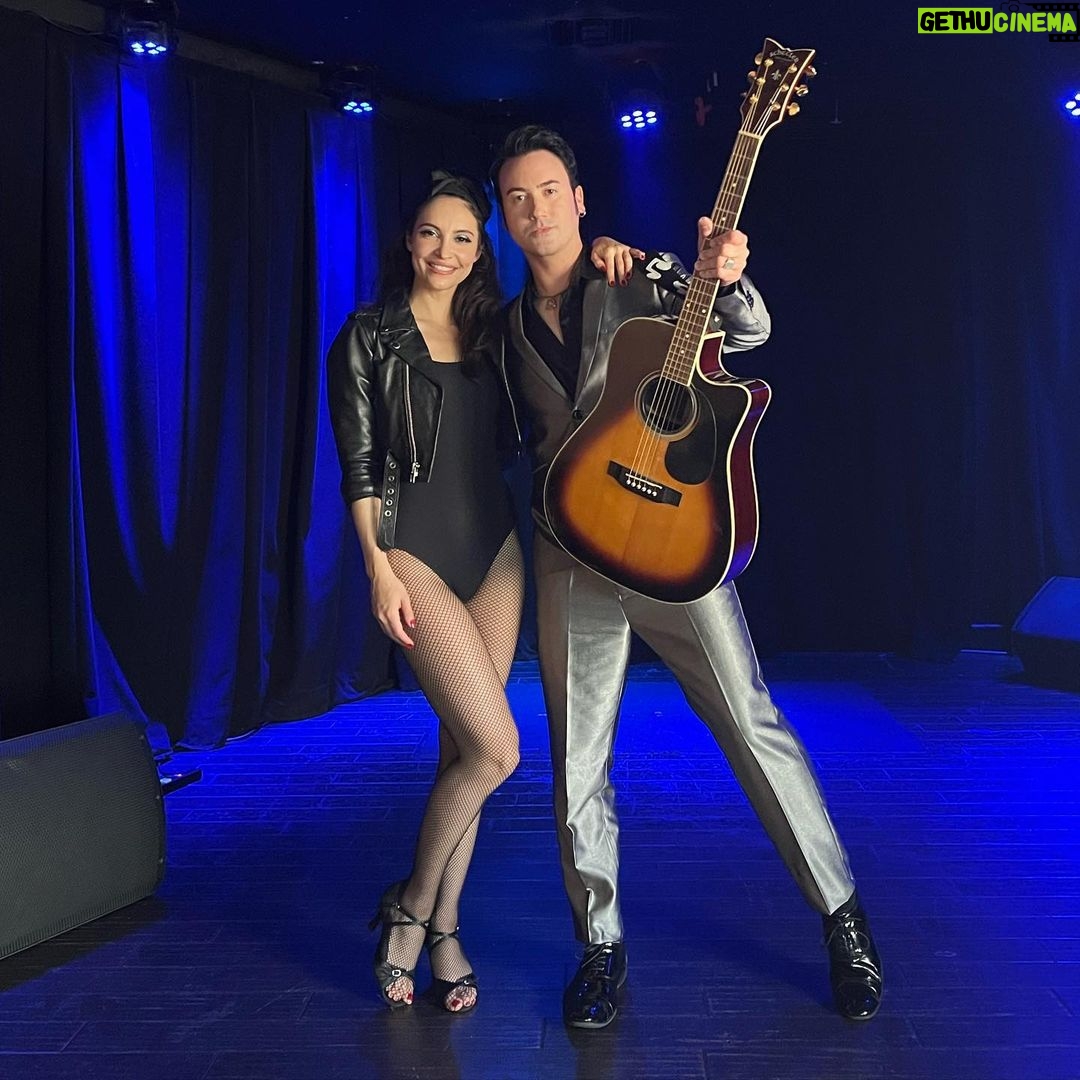 Samantha Robinson Instagram - Loved working with @kevintylerpreston on his new single “I know where I stand” Directed by @vcordero6 MUA @psychedelicflowerprincess check it out! Link in stories ⚡️⚡️⚡️