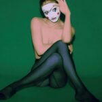 Samantha Robinson Instagram - I first shot with @neilkrug back in 2017. There will never be another photographer like him. Truly incomparable and a creative genius. Here are a few of my all time favs!