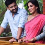 Samyuktha Shanmughanathan Instagram - Yennai Arindhaal 🩵🩷 Unakkum Pidikum ... #rain#love#artist#life#azhar#samyuktha#bigboss#varisu#actress#model
