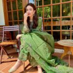 Sana Javed Instagram – 👗 @maryumnmaria
You know how much i love Green, so here is a wedding inspiration in my favourite color.
Hair and makeup @daanii_bukhari 

Shop Now: www.maryumnmaria.com
#maryumnmaria #pakistanibrand #weddingseasom #formalwear #luxurywear #availablenow
@instahurabpr