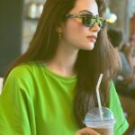Sana Javed Instagram – “Nothing is real but dreams and love.”🍃