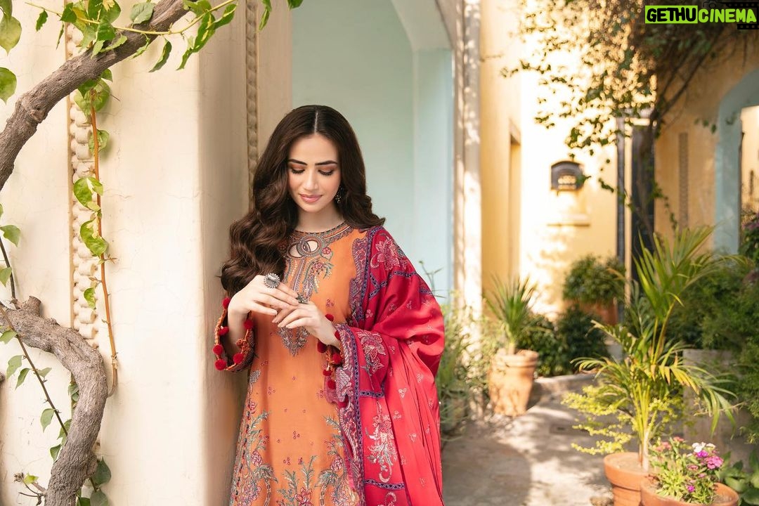 Sana Javed Instagram - @jazminonline đ¤PRE-BOOK NOW the most awaited collection âShahkaarâ Eid Festive Vol. 1 SSâ22 A collection that is one of a kind, inclusive of all summer palettes & timeless designs embellished in elegance! Absolutely loved wearing each design! Visit www.jazmin.pk to shop. #jazminonline #jazminshahkaar #eidfestive #festivelawn #embroidered #comingsoon