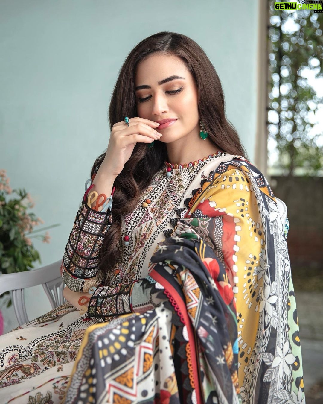 Sana Javed Instagram - @jazminonline đ¤PRE-BOOK NOW the most awaited collection âShahkaarâ Eid Festive Vol. 1 SSâ22 A collection that is one of a kind, inclusive of all summer palettes & timeless designs embellished in elegance! Absolutely loved wearing each design! Visit www.jazmin.pk to shop. #jazminonline #jazminshahkaar #eidfestive #festivelawn #embroidered #comingsoon