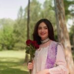 Sana Javed Instagram - Checkout the latest wardrobe by @elaf.premium - ELAF Festive Chikankari 2023. Photographer: @deeveesofficial Videographer: @muzammilgarewal Mua: @sunil_mua Stylist: @mamoontariq Art Director: @ahmadshahart Creative Director: @muneebakraam Co-ordination: @amnaaaiqbal Celebrity Management: @onetake.productionss #elafpremium #festive #chikankari #luxury #lawn #sanajaved