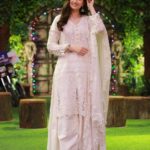 Sana Javed Instagram - 👗 : @rizwanbeyg 💄 : @sheebamughal 📸 : @omarsaeedofficial