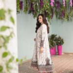 Sana Javed Instagram - @jazminonline 🤍PRE-BOOK NOW the most awaited collection ‘Shahkaar’ Eid Festive Vol. 1 SS’22 A collection that is one of a kind, inclusive of all summer palettes & timeless designs embellished in elegance! Absolutely loved wearing each design! Visit www.jazmin.pk to shop. #jazminonline #jazminshahkaar #eidfestive #festivelawn #embroidered #comingsoon
