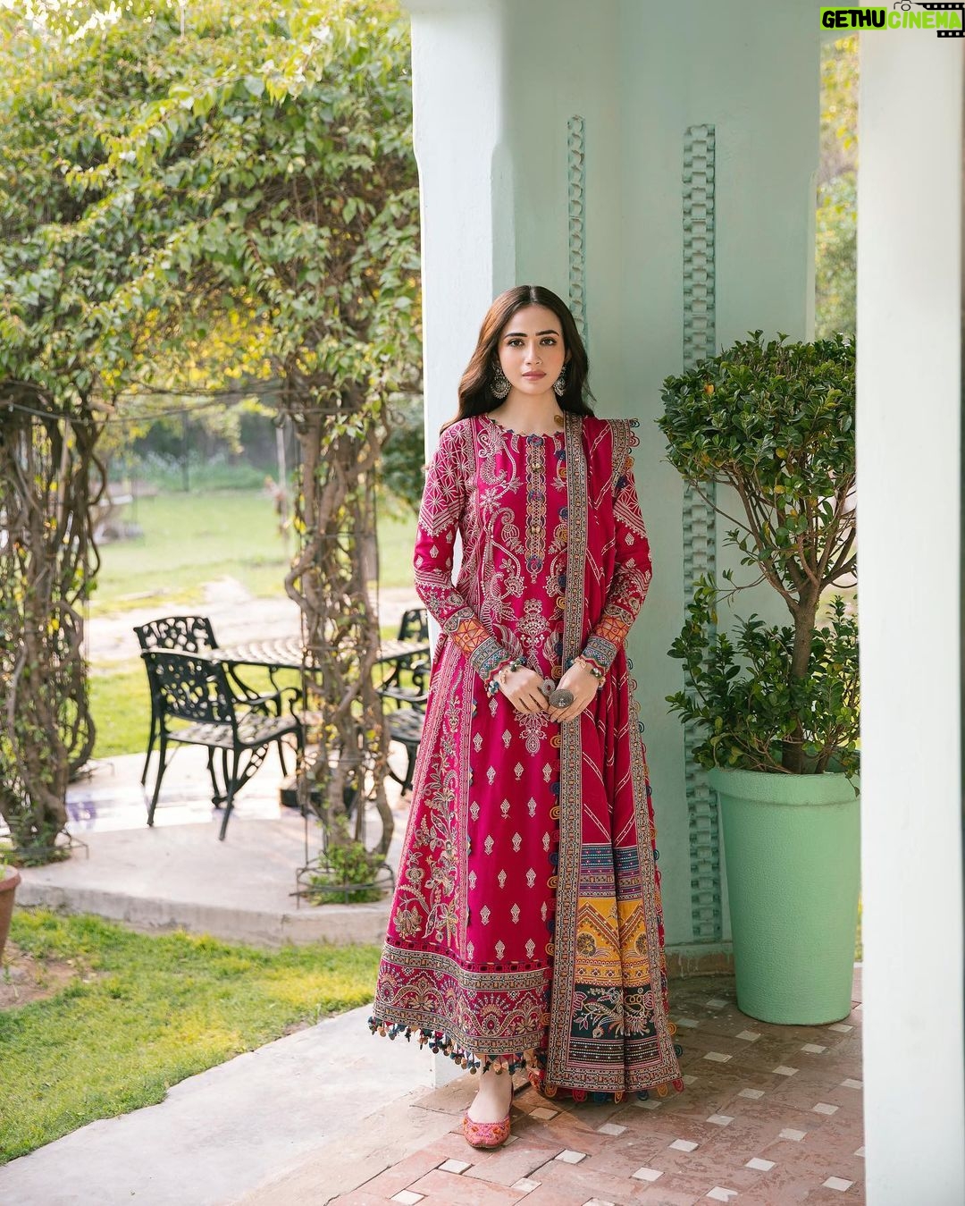 Sana Javed Instagram - @jazminonline đ¤PRE-BOOKING STARTS TODAY as the most awaited collection âShahkaarâ Eid Festive Vol. 1 SSâ22 will be opened for you at 4PM A collection that is one of a kind, inclusive of all summer palettes & timeless designs embellished in elegance! Absolutely loved wearing each design! Visit www.jazmin.pk to shop. #jazminonline #jazminshahkaar #eidfestive #festivelawn #embroidered #comingsoon