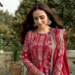 Sana Javed Instagram - @jazminonline 🤍PRE-BOOKING STARTS TODAY as the most awaited collection ‘Shahkaar’ Eid Festive Vol. 1 SS’22 will be opened for you at 4PM A collection that is one of a kind, inclusive of all summer palettes & timeless designs embellished in elegance! Absolutely loved wearing each design! Visit www.jazmin.pk to shop. #jazminonline #jazminshahkaar #eidfestive #festivelawn #embroidered #comingsoon