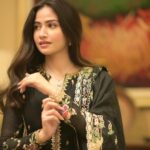 Sana Javed Instagram - 🦚