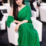 Sana Javed Instagram - 💚 📸 @faizaan_events Make it viral