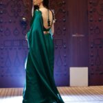 Sana Javed Instagram - @umarsayeedcoutureofficial 📸 @sunclicksuae