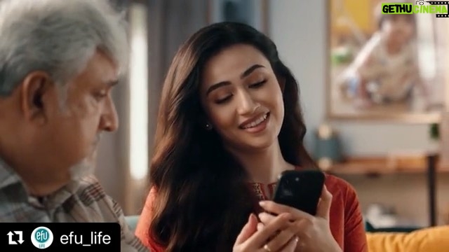 Sana Javed Instagram - Woh rishtay jo banayain zindagi ko khaas, Aur rahain har morh pe aap kay paas, Un anmol rishtoun ko karain secure, savings kay saath Takay poora ho ek bharpoor zindagi jeenay ka khuwab! Get your #EFULife plan today: https://bit.ly/LifeKaAsliBackup or SMS ‘LIFE’ to 9898 #LifeKaAsliBackup