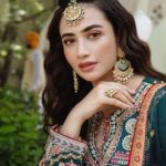 Sana Javed Instagram - 🌿