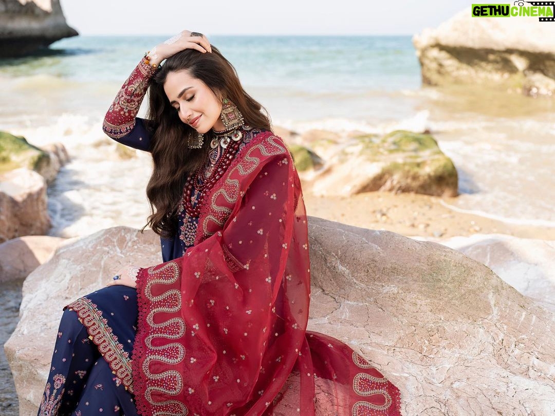 Sana Javed Instagram - میں راضی اپنی ذات توں میں اتے اپنی اوقات توں ایہ دنیا میری فکر نہیں میں سمجھ گئی ہر بات نو