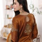 Sana Javed Instagram - “Ishq Attish” Raw silk collection by @mohagniofficial available now. Stay tuned for more at www.mohagni.com Makeup artist @theshoaibkhan.official Styling - Zainab Naqvi @imzainabnaqvi110 Photographer @deeveesofficial #mohagni #weddingformals #rawsilk #festiveformals #formals