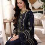 Sana Javed Instagram - “Ishq Attish” Raw silk collection by @mohagniofficial available now. Stay tuned for more at www.mohagni.com Makeup artist @theshoaibkhan.official Styling - Zainab Naqvi @imzainabnaqvi110 Photographer @deeveesofficial #mohagni #weddingformals #rawsilk #festiveformals #formals