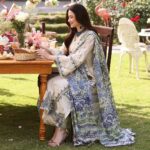 Sana Javed Instagram - Checkout the latest wardrobe by @elaf.premium - ELAF Festive Chikankari 2023. Photographer: @deeveesofficial Videographer: @muzammilgarewal Mua: @sunil_mua Stylist: @mamoontariq Art Director: @ahmadshahart Creative Director: @muneebakraam Co-ordination: @amnaaaiqbal Celebrity Management: @onetake.productionss #elafpremium #festive #chikankari #luxury #lawn #sanajaved