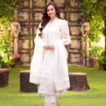 Sana Javed Instagram - 🕊️ @khojiiii @farahtalibaziz @nabila_salon @omarsaeedofficial @official.verve