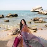 Sana Javed Instagram - @jazminonline 💕