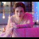 Sana Javed Instagram - #Sukoon starts tonight ! ✨♥️ Don’t forget to watch the first episode at 8pm on @arydigital.tv @serajulhaqofficial @sejaabd @jerjeesseja @khanahsanofficial @qudsiaali @khaqanshahnawaz @aehsuntalish @sidra.niazii @iamazeemabbasi