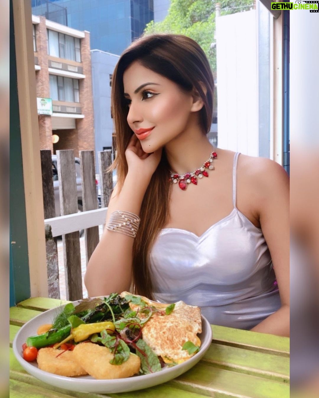 Sana Sultan Instagram - Cuz a Healthy-Delicious Brunch is my Love Language & if the cafe is so beautiful than it becomes a Bonusš„° Absolutely enjoyed my Super delicious brunch here at @lilmisscollinscafe ā¤ļø This is one of the most instagrammable Cafeās of Sydney with lovely vibe⨠Portugese chicken sandwiches ,Phoenician protein salad with grilled chicken & Newyork pancakes are my Favsā¤ļø Thank u for having me here⦠Location: š: *Parramata *Burwood westfield šø: @iammitalitelang Lil Miss Collins