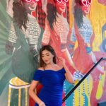 Sana Sultan Instagram - Exploring Indian cuisine with a Twist🥰This place is one of the best Neo-Indian restaurants in sydney with beautiful ambience & vibe.I was craving for this kinda food since long 🤤& finally ate my heart out here at @masalatheory 📍: Near Bondi beach 🌊,sydney. P.s : If you intend to visit here, definitely try out the Chicken Curry Bombs & Wada Pav edible charcoal brioche buns & than thank me later😉 @yashpalerda must say, amazing concept ❤️ #sanasultankhan #sanasultan #sanasultaan #sydneyrestaurant #sydneyrestaurants #masalatheory Masala Theory