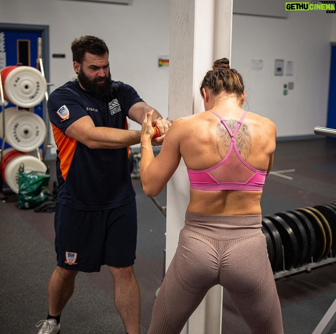Sandy Ryan Instagram - Testing down @hpuderbyuni @derbyuni 📈 It’s the 1% that counts LFG!