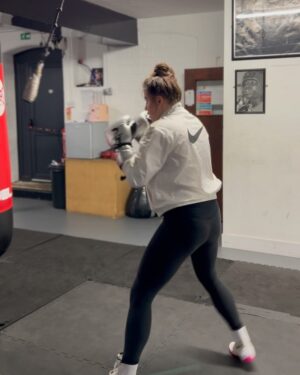 Sandy Ryan Instagram - Hard boxing session🫶🏼👊🏼