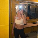 Sandy Ryan Instagram - Kinda in shape out of camp. Fight date pending🤪 London, United Kingdom