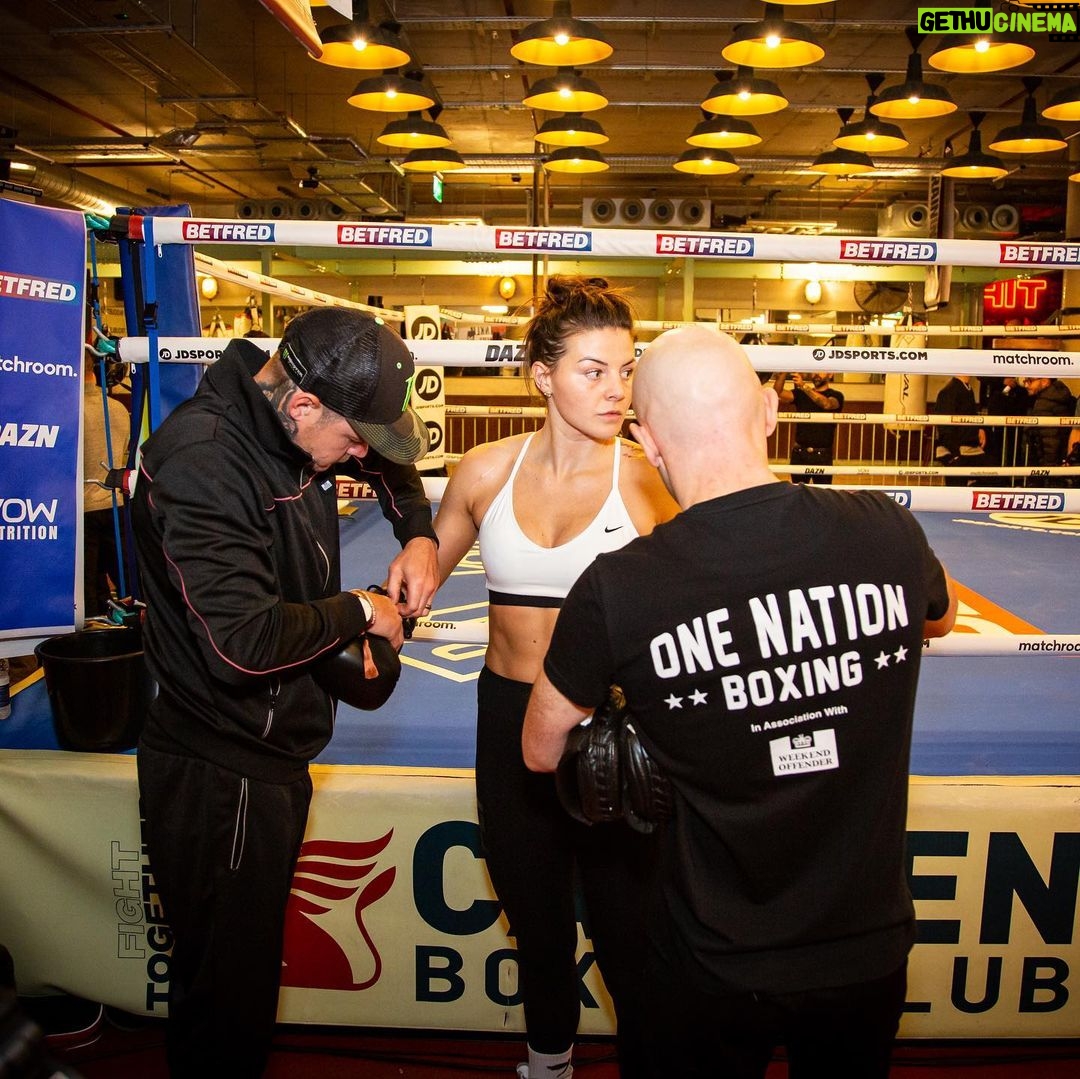 Sandy Ryan Instagram - Public workout photo dump🔥🔥🔥