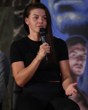 Sandy Ryan Instagram - Fight week photo dump🔥🔥🔥🔥