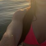 Sandy Ryan Instagram - Sunrise kinda morning🧡💗 Portugal