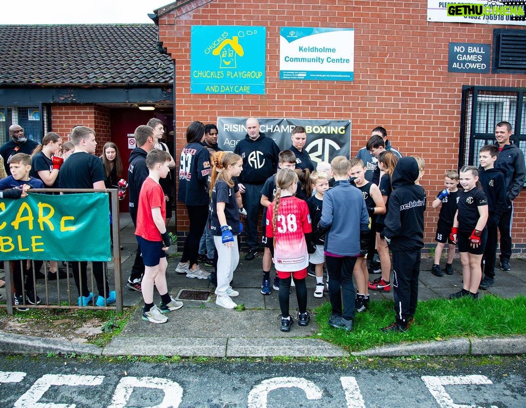 Sandy Ryan Instagram - This is what itās about for me inspiring the future generationš«¶š¼ Derby