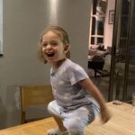 Sanem Bahçekapılı Instagram – Neşet Ertaş twerk 🫡