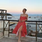 Sanem Bahçekapılı Instagram - Sunsetlendinizzz 🫵🏻