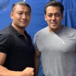 Sangay Tsheltrim Instagram - “Age is just a number.” Now & then. Exactly 4 years. @beingsalmankhan sir , forever grateful. 🙏🏻🙏🏻🙏🏻 #slamankhan #beinghuman #tiger #susperstar #kindsoul