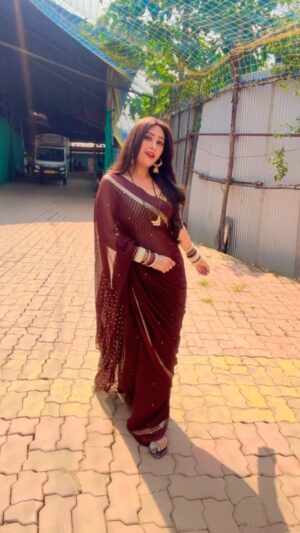Sapna Sikarwar Instagram - #oldisgold✨❤️