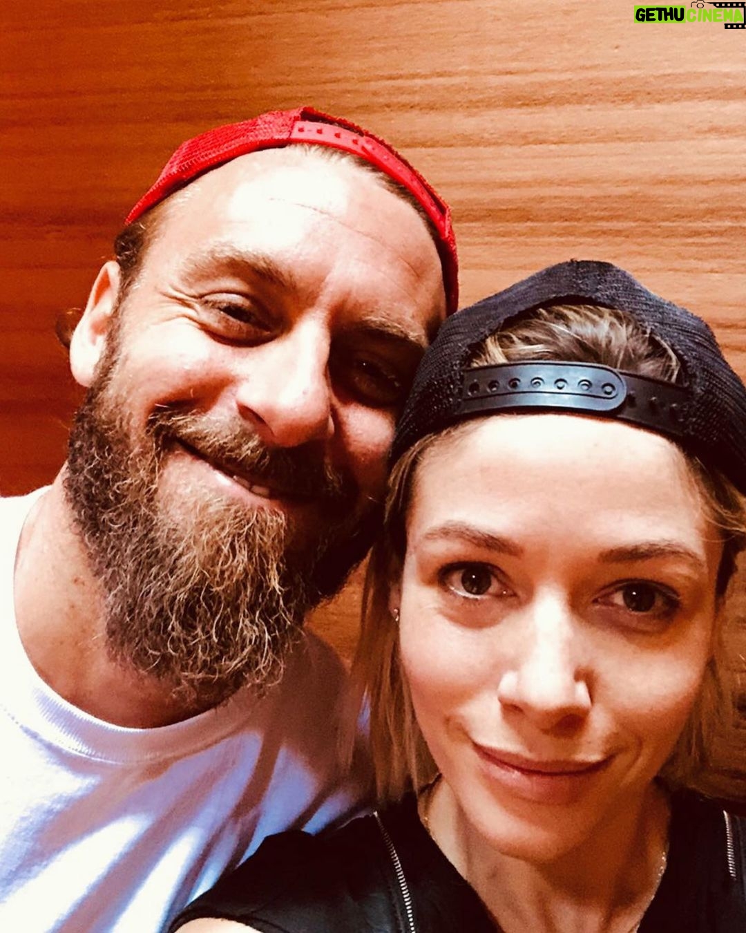 Sarah Felberbaum - 70.4K Likes - Così. Per il resto della nostra vita.
Auguri amore mio. Ti amo follemente.
#mytoyboyhasbecomeaman #youngerhusbandkeepingmeyoung #13yearsandcounting