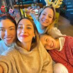 Sarah Felberbaum Instagram – A sister, a daughter and a sister in law. 
..and the best mimosa ever!! 🎄
.
.

#mygirls #merrychristmas2022 #didsomeonesaymimosas #myfamilyrocks Rome, Italy