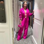 Sarah Felberbaum Instagram – One night in Paris 

Thank you for having me @pppiccioli 
@maisonvalentino 
.
.
.
#pppink #fashionweek #anynormalweekend Place Vendôme