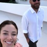 Sarah Felberbaum Instagram - Date night with my man ♥️ Scroll ➡️ . . . Mi state chiedendo del vestito 🎀 ecco il tag ⬇️ Dress @zimmermann Bag #vintage Shoes @ash Amalur Ibiza