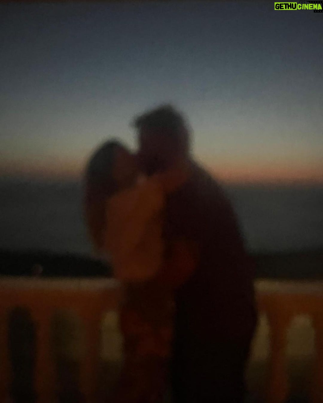 Sarah Felberbaum - 32.5K Likes - Tu mi hai regalato la vita. Sei il mio sorriso. La mia felicità. Il mio tutto.
Buon compleanno amore mio.
Ti amo ogni giorno di più.