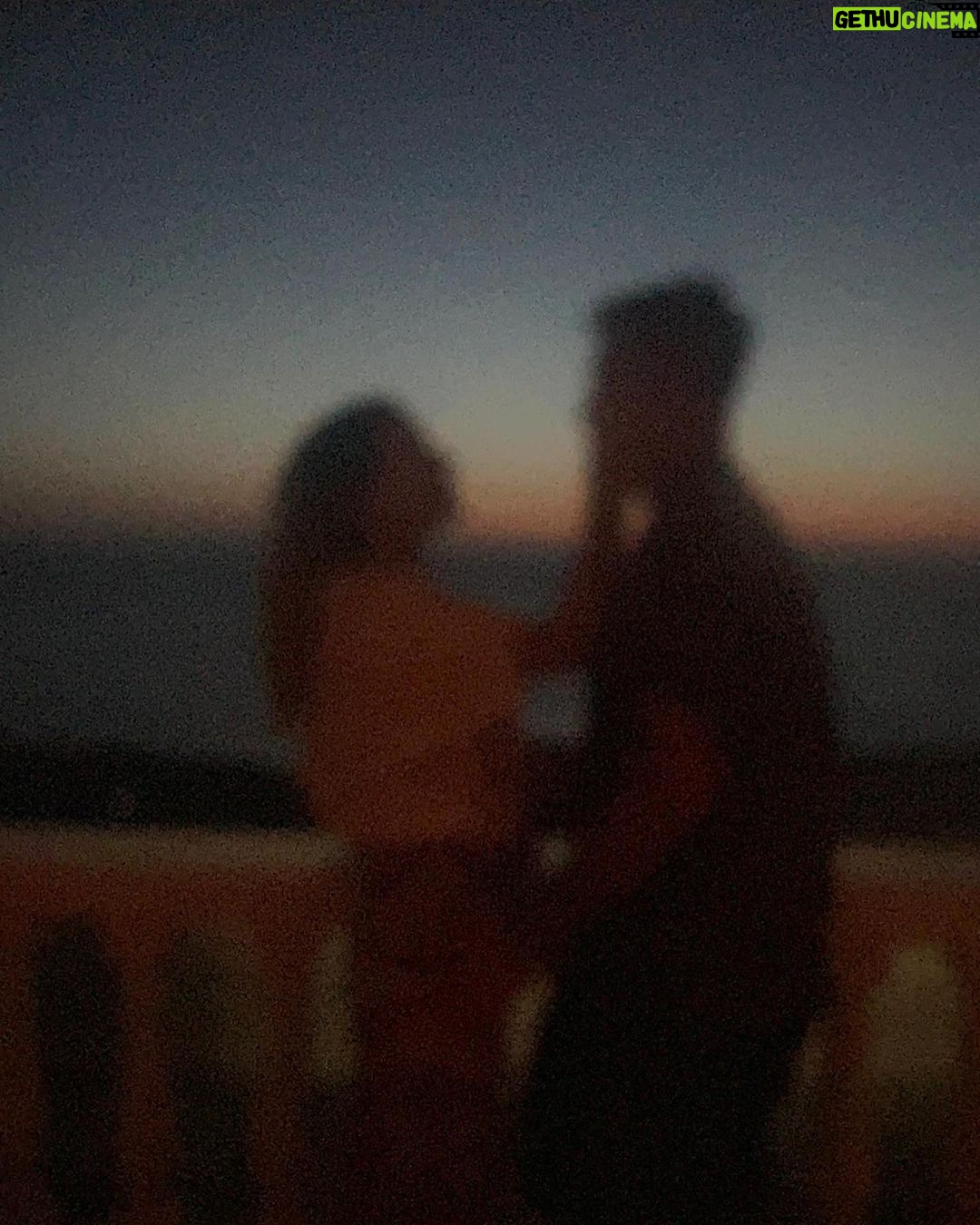 Sarah Felberbaum - 32.5K Likes - Tu mi hai regalato la vita. Sei il mio sorriso. La mia felicità. Il mio tutto.
Buon compleanno amore mio.
Ti amo ogni giorno di più.