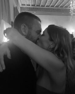 Sarah Felberbaum Instagram - Festeggiando l’amore, io ti amo . . . #andreaeandrea #Ax2 #tiamocapoccetta Palazzo Torlonia