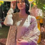 Sarah Khan Instagram -