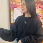 Sarah Khan Instagram - Working on a new project 💕✔️