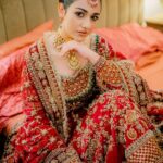 Sarah Khan Instagram - Feedback? #namakharam 💄 @daanii_bukhari 📸 @abdulsamadzia 👗 @mariabofficial