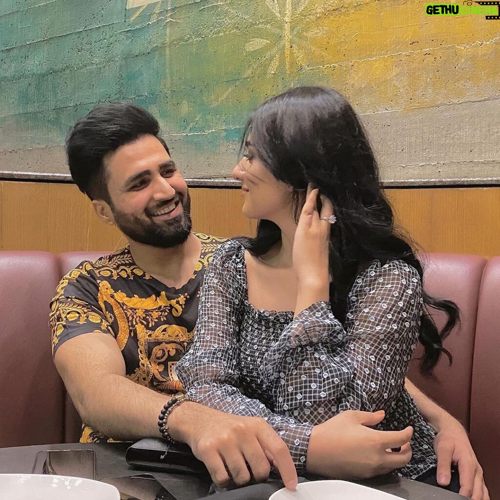 Sarah Khan Instagram - Happy birthday to the father of my child 😌 You’re the reason for the smile on my face and peace in my heart 💓 Happy Birthday to my Falak! ♥ There’s a reason why I call you “Mera sukoon” may you forever rise as high as your name! 🌟 May Allah protect you and keep you safe! Amen