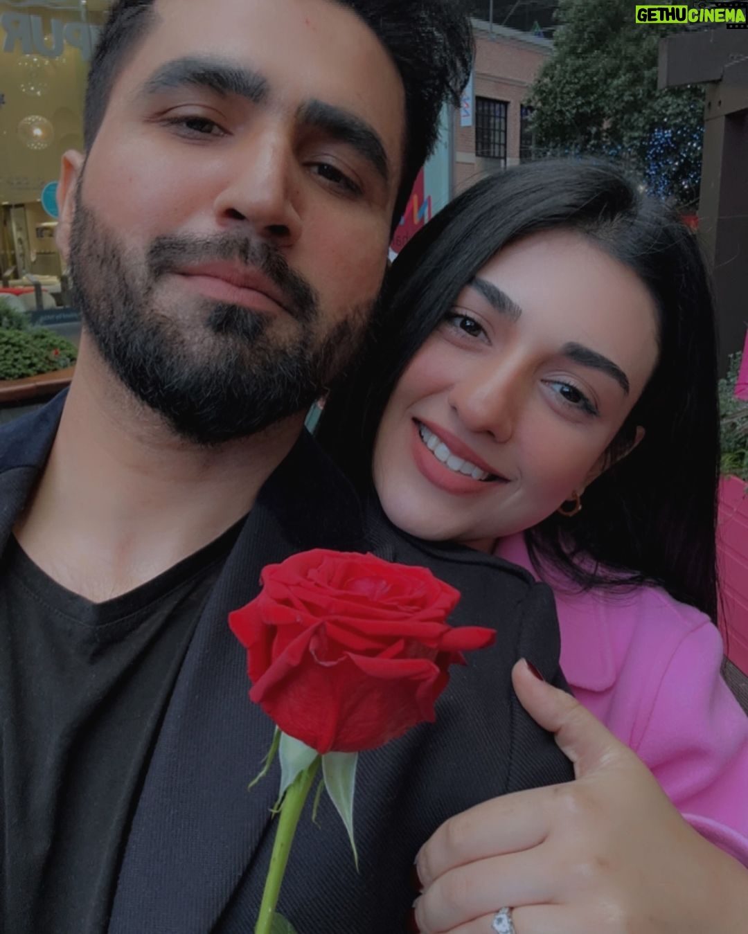 Sarah Khan Instagram - 💕🌟 London, United Kingdom