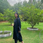 Sarah Khan Instagram -